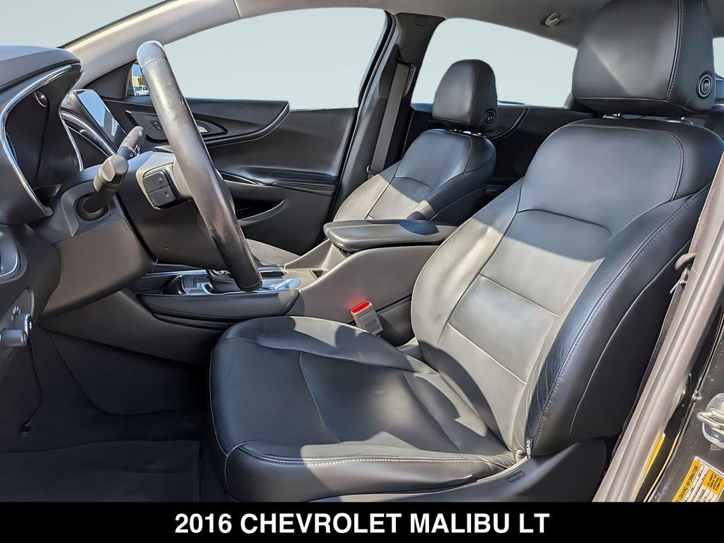 Used 2016 Chevrolet Malibu LT w/ Leather Package FWD image 14