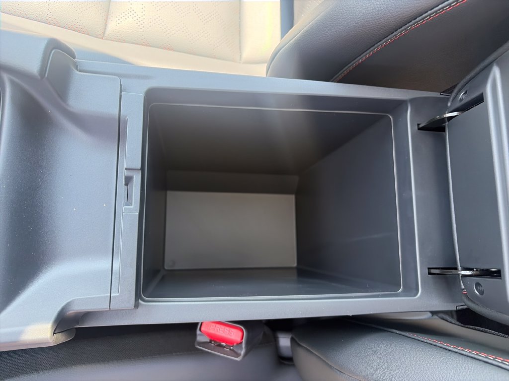 New 2026 Nissan Sentra SR w/ SR Premium Package FWD image 48