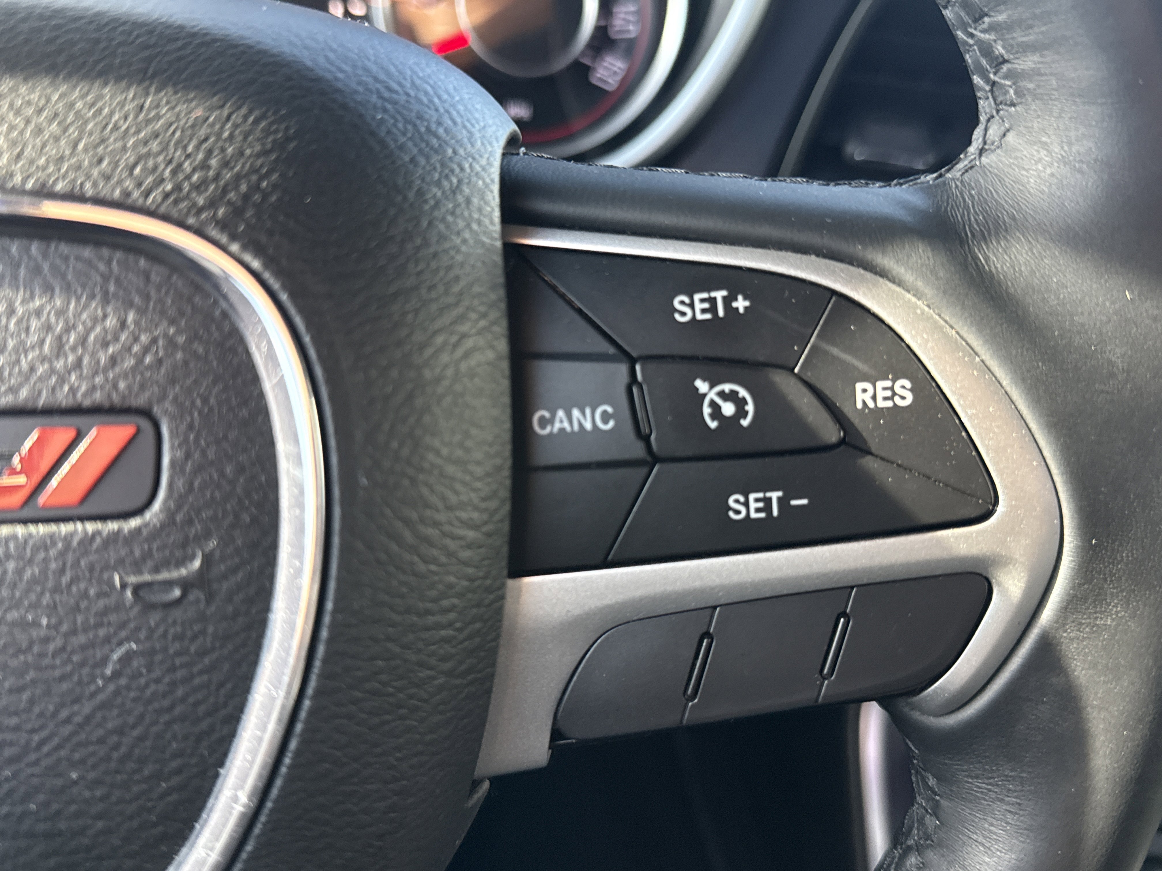 Used 2015 Dodge Challenger R/T Plus image 19