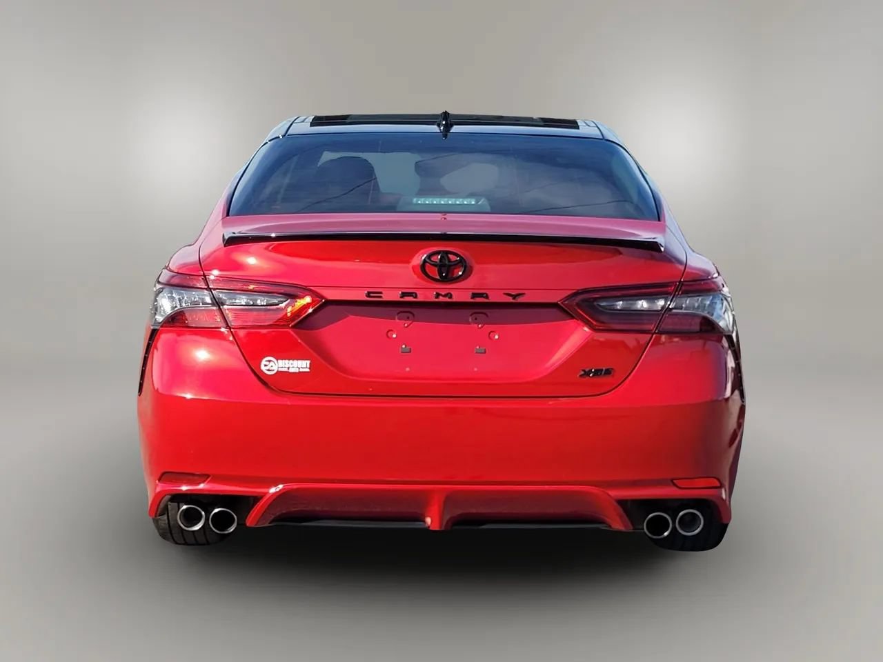 Used 2022 Toyota Camry XSE FWD image 7