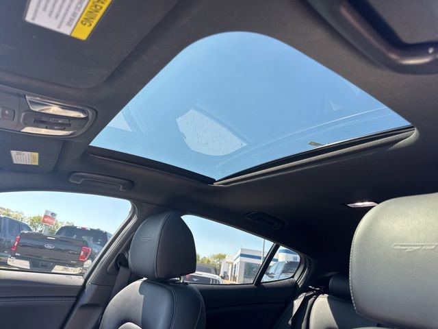 Used 2022 Kia Stinger GT1 image 34