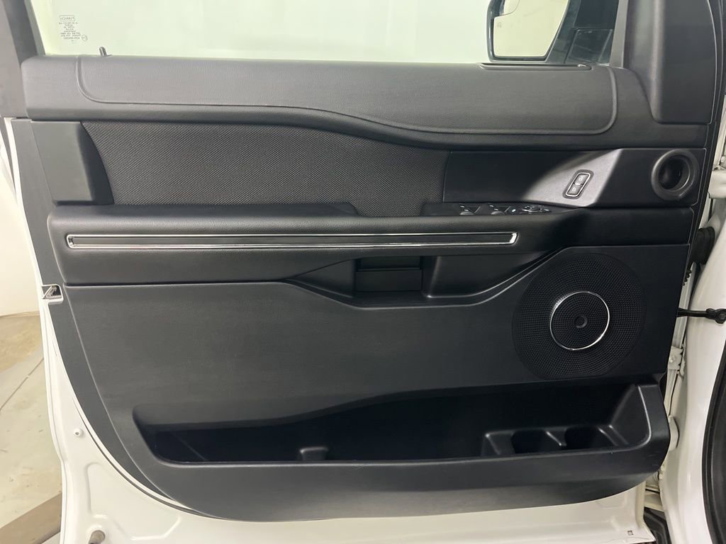 Used 2019 Ford Expedition Max XL AWD/4WD image 27