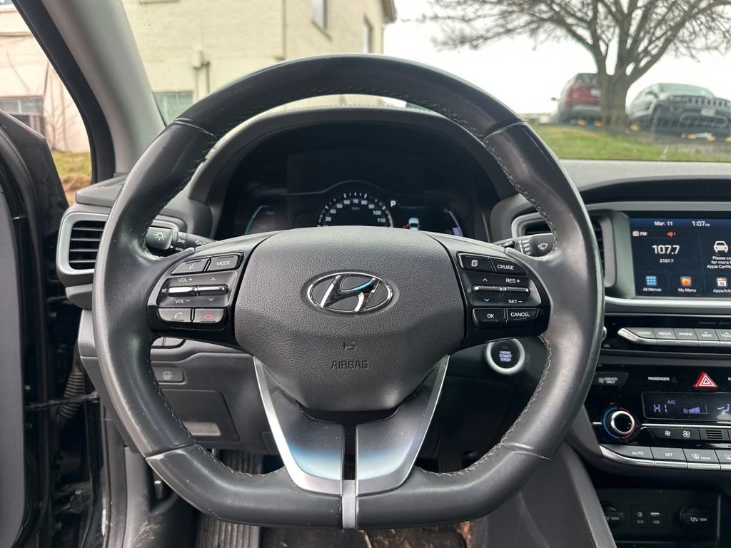 Used 2017 Hyundai Ioniq Limited image 9