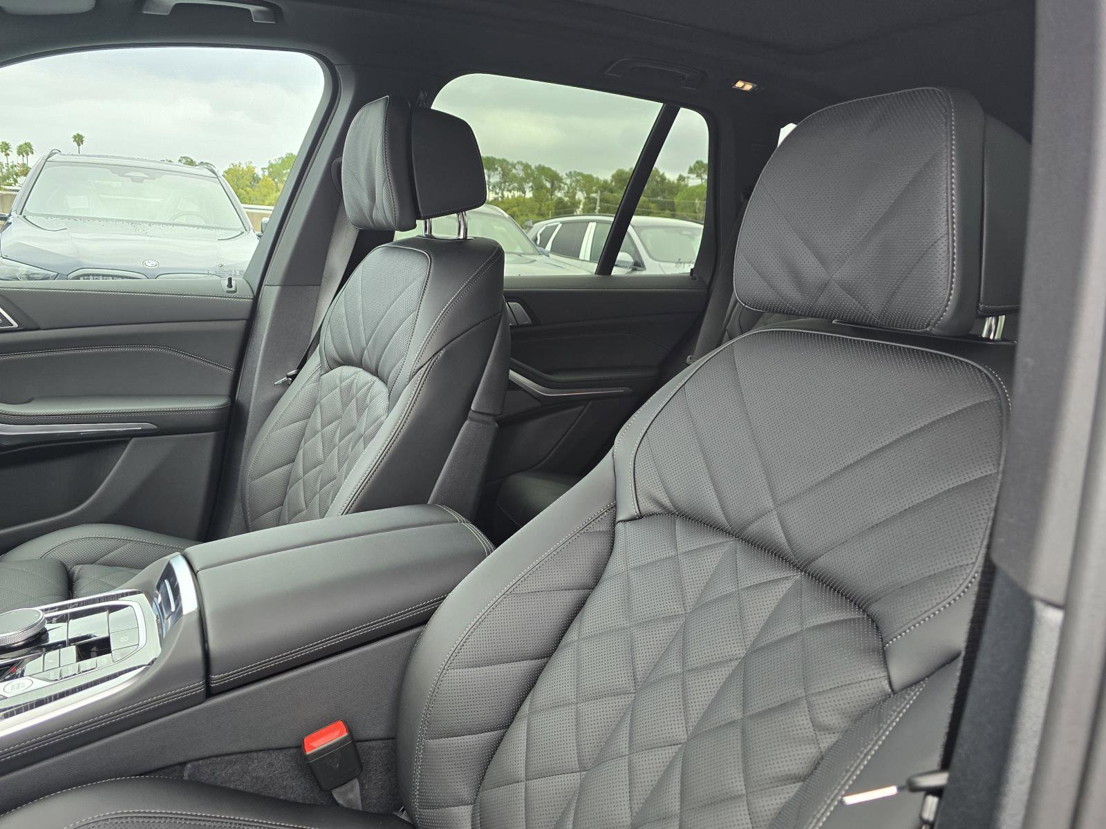 New 2026 BMW X5 xDrive40i w/ M Sport Package image 17