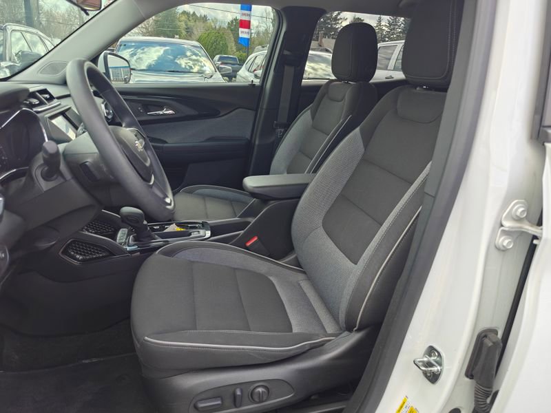 Certified 2023 Chevrolet TrailBlazer LT image 9