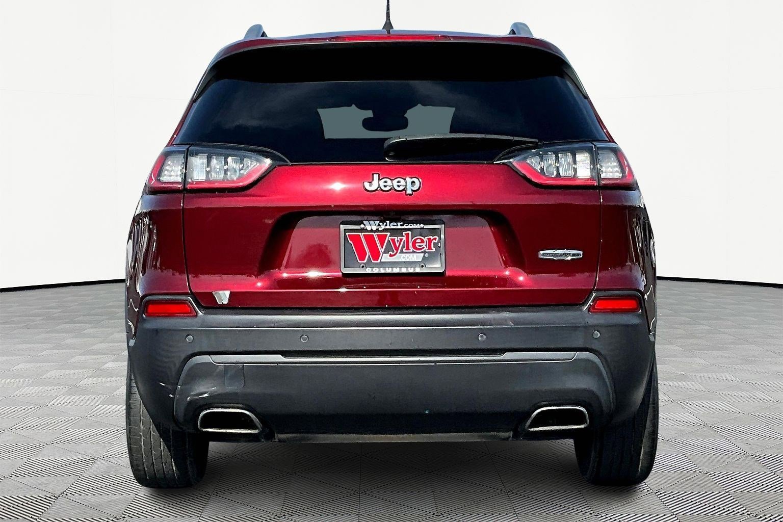 Used 2021 Jeep Cherokee Latitude Lux w/ Comfort/Convenience Group image 5