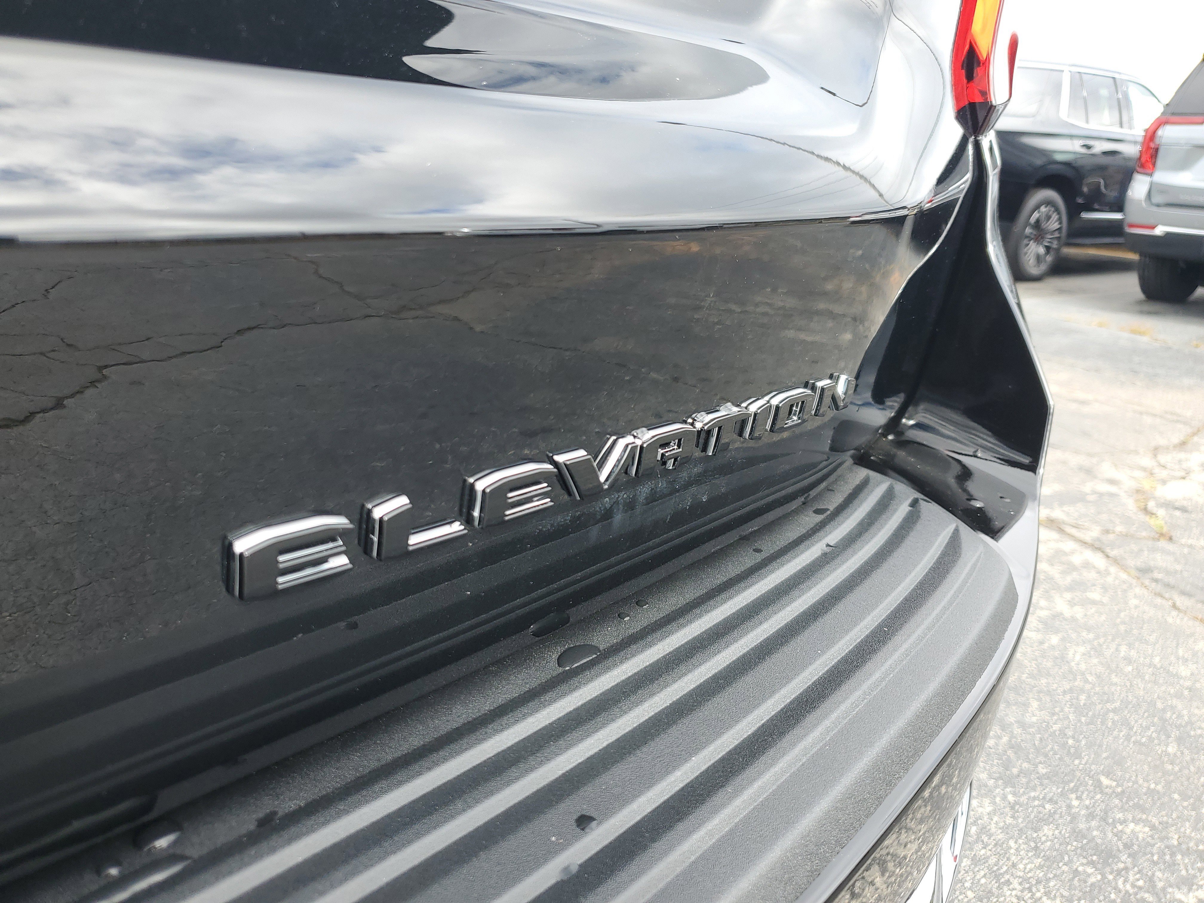 New 2026 GMC Yukon Elevation image 6