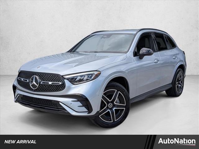 Used 2025 Mercedes-Benz GLC 300 image 1