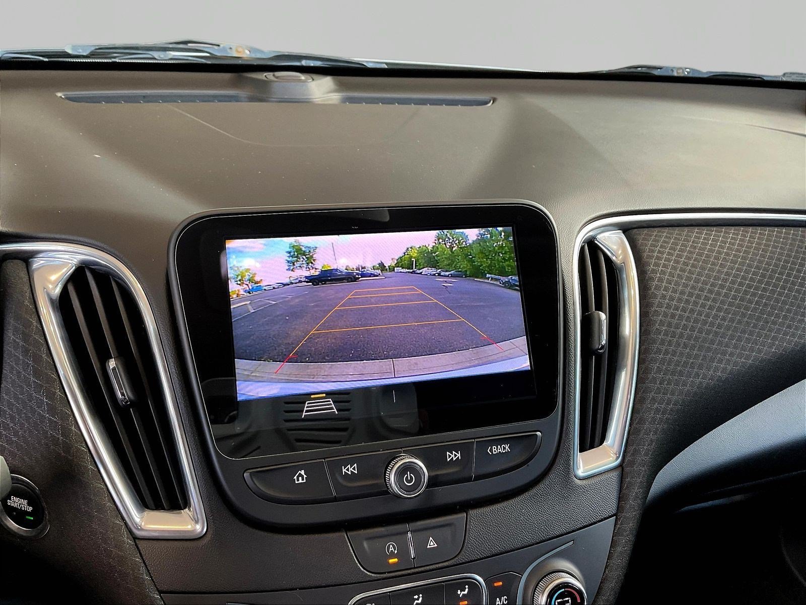Used 2020 Chevrolet Malibu LT w/ Redline Edition FWD image 14
