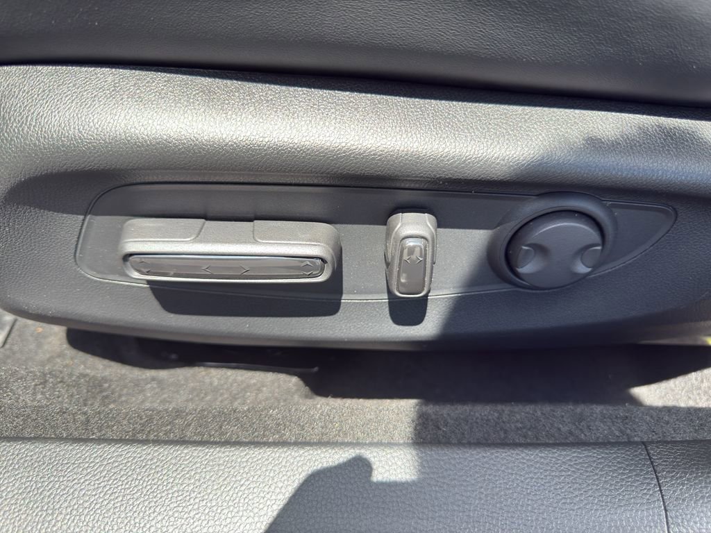 New 2025 Honda Accord EX-L image 10