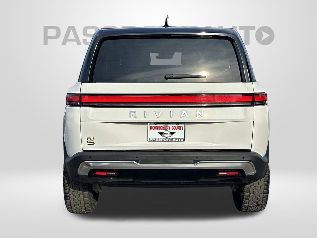 Used 2023 Rivian R1S Launch Edition image 3