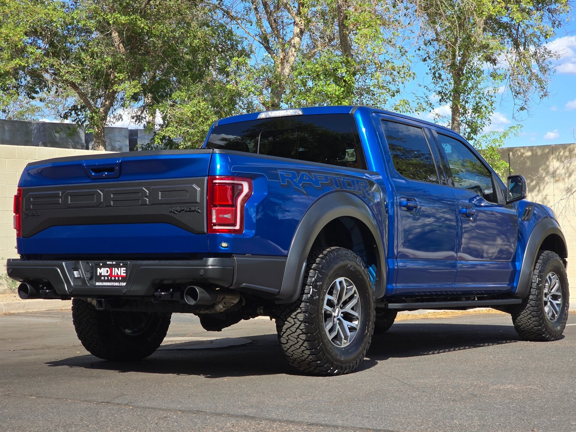 Used 2017 Ford F150 Raptor w/ Equipment Group 802A Luxury AWD/4WD image 10