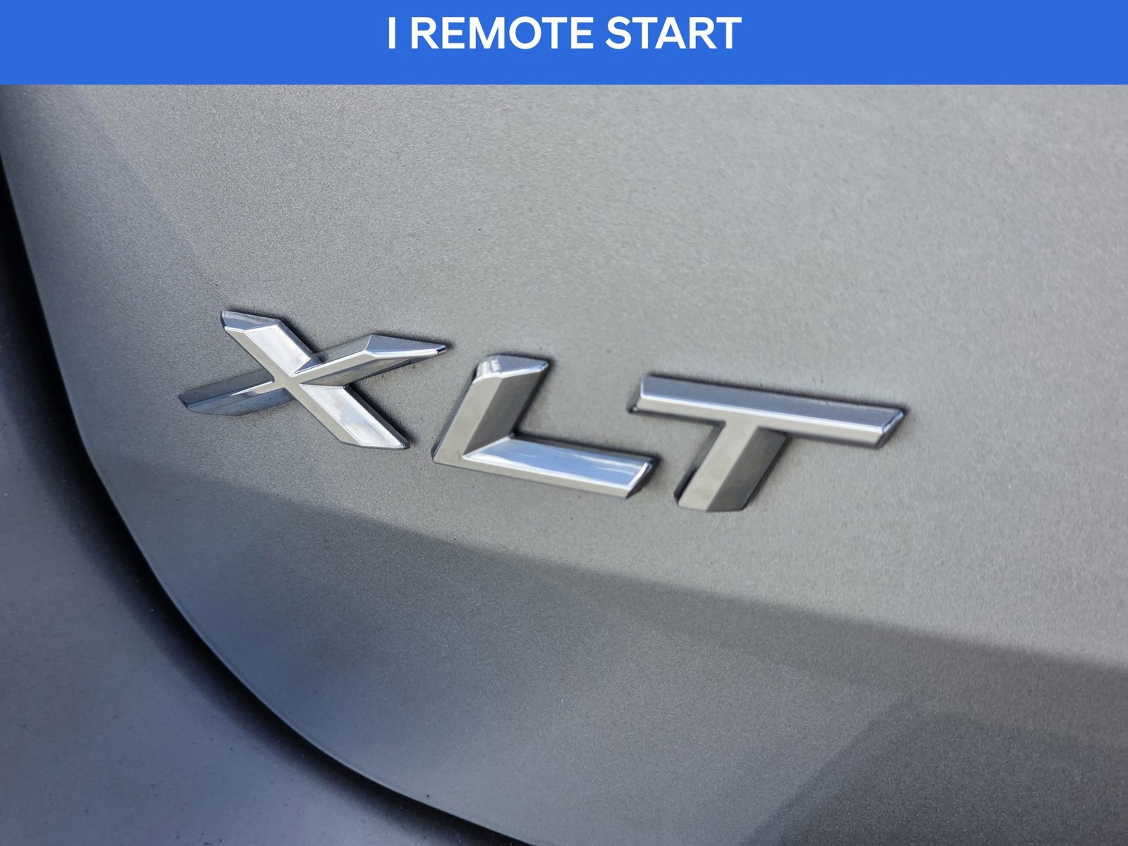 Used 2023 Ford Explorer XLT w/ Equipment Group 202A RWD image 10