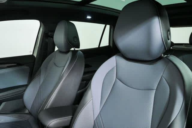 New 2026 Volkswagen Tiguan SE R-Line FWD image 7