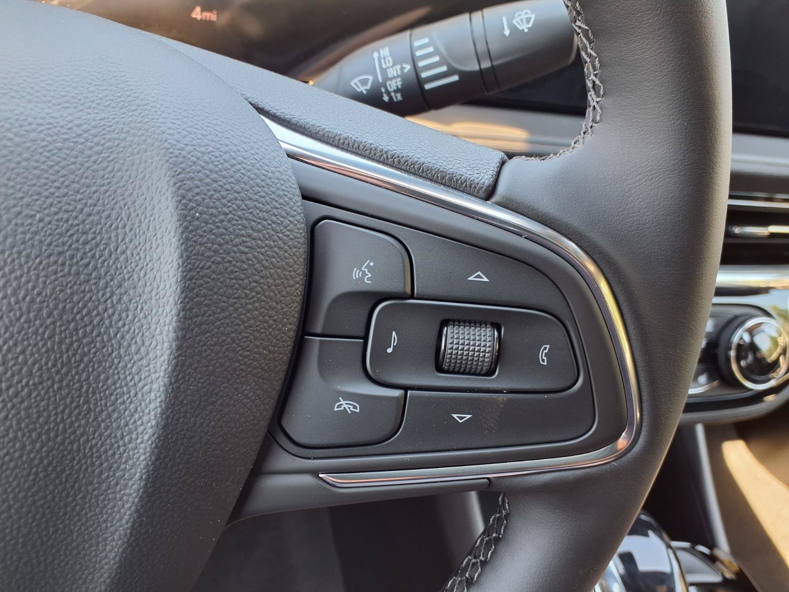 New 2026 Buick Envista Sport Touring w/ Convenience I Package FWD image 10