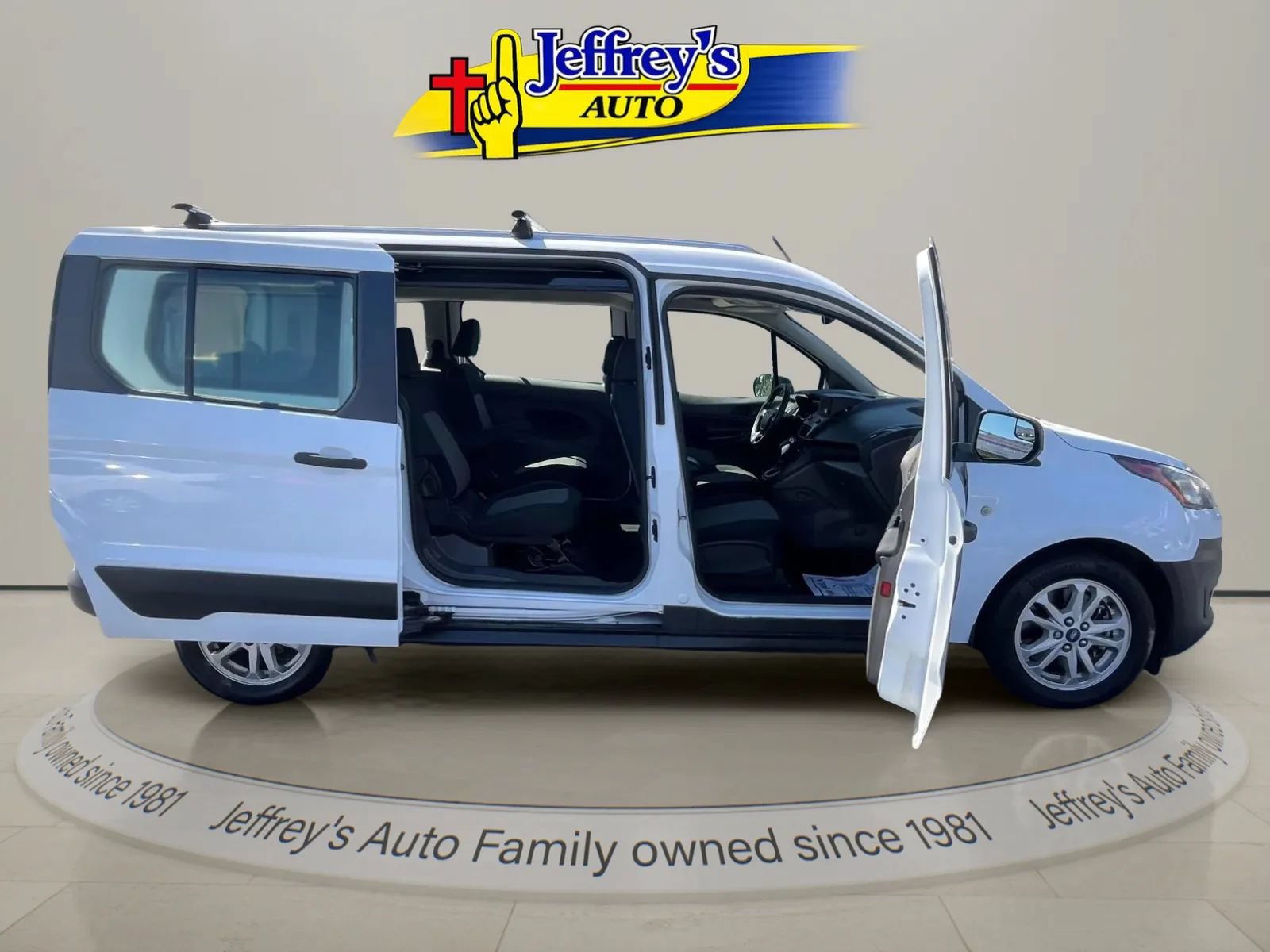 Used 2022 Ford Transit Connect XL w/ Trailer Tow Package FWD image 2