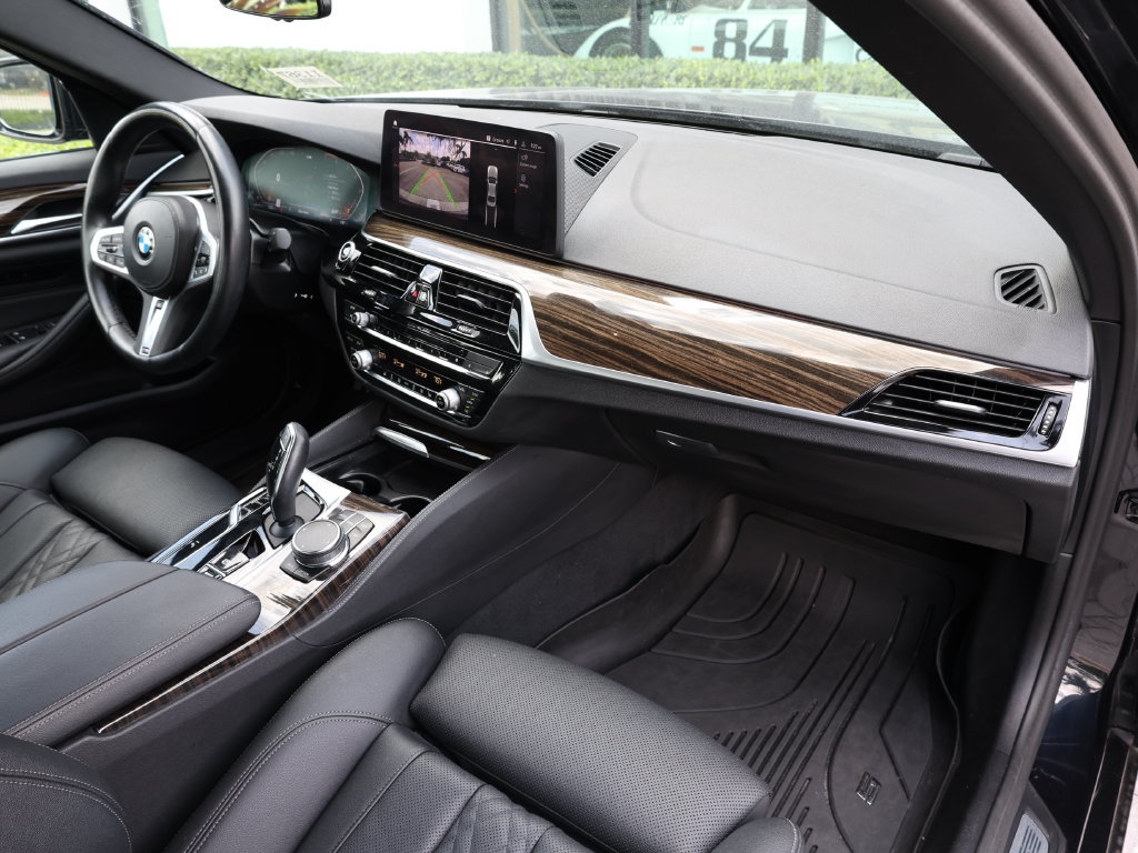 Used 2023 BMW 530i xDrive w/ M Sport Package AWD/4WD image 22