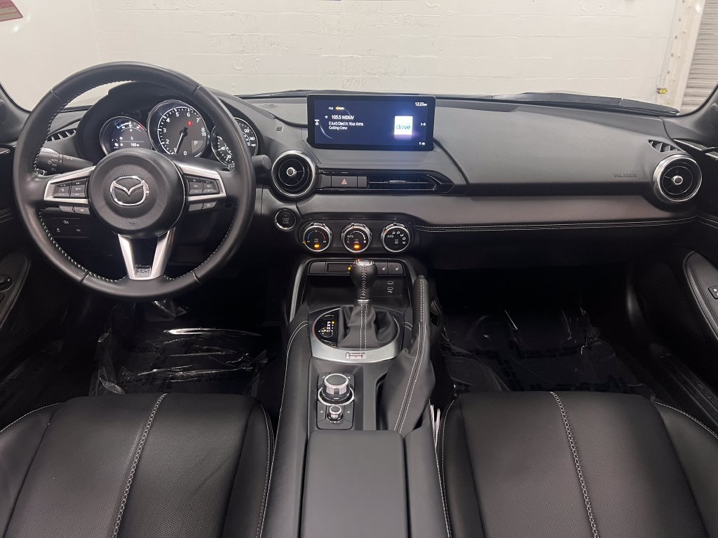 Used 2024 MAZDA MX-5 Miata Grand Touring RWD image 15