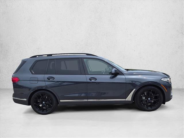 Used 2022 BMW X7 xDrive40i w/ Premium Package AWD/4WD image 4