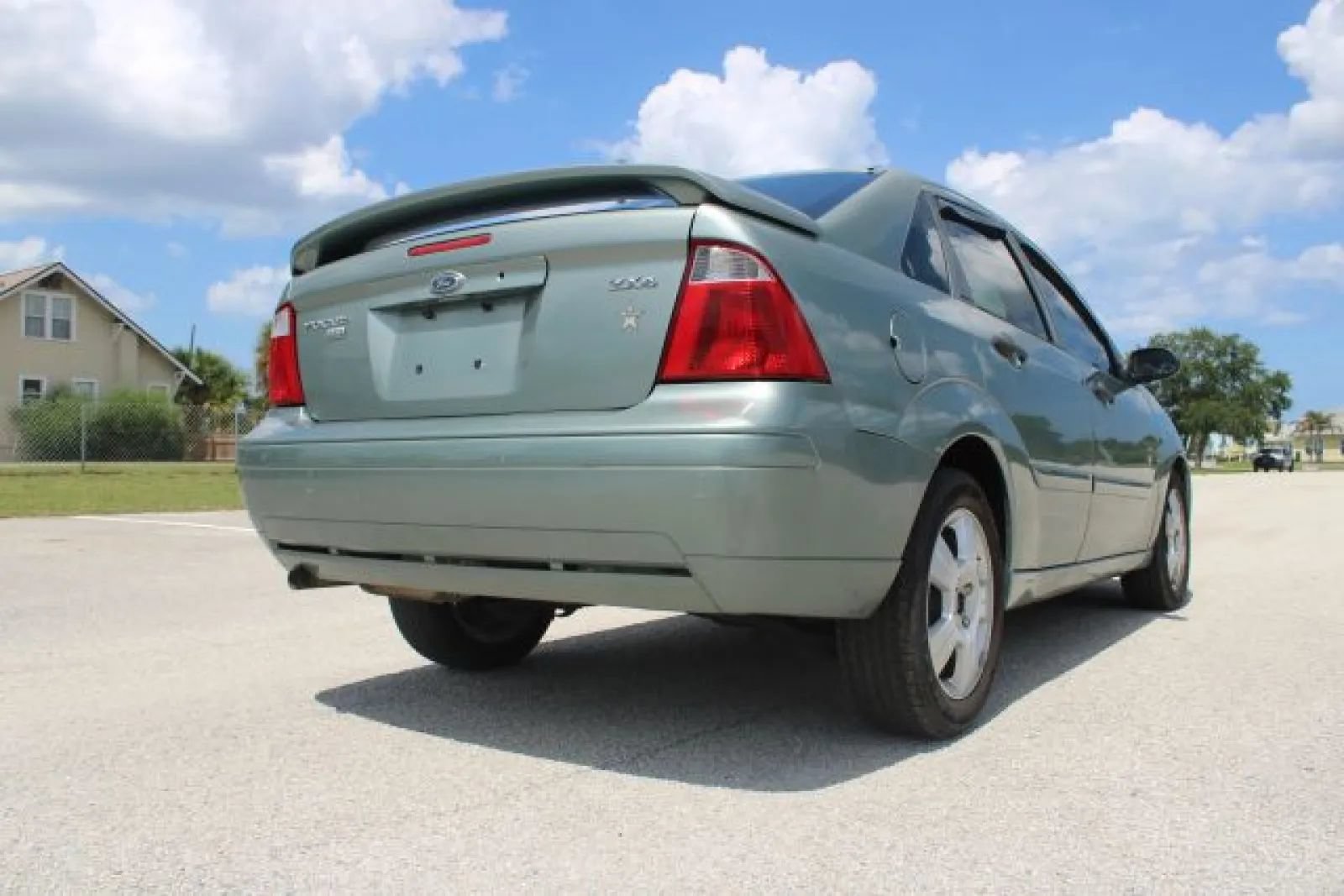 Used 2005 Ford Focus S FWD image 22