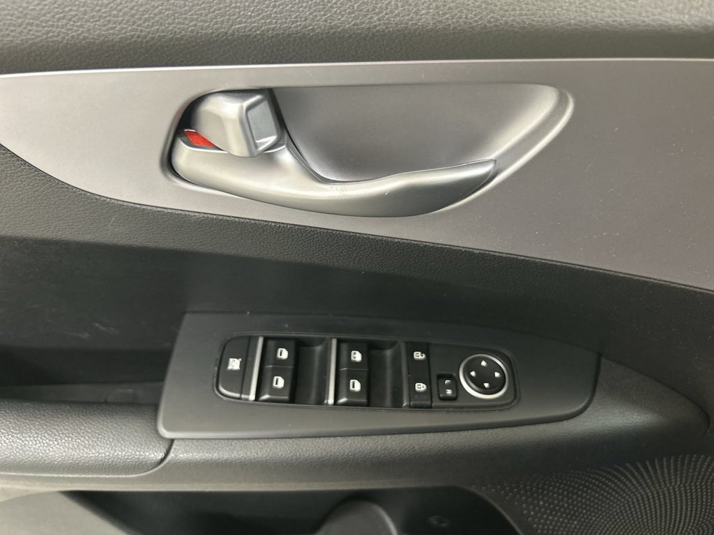 Certified 2024 Kia Forte LXS FWD image 11