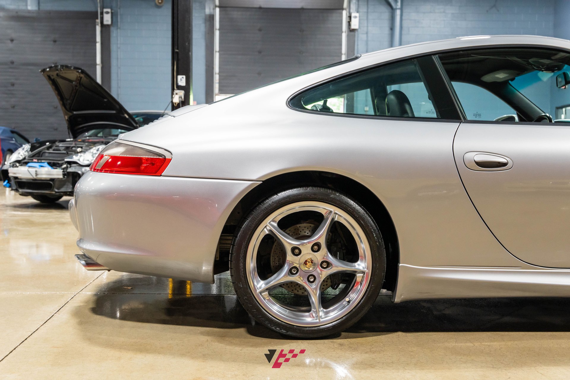 Used 2004 Porsche 911 40th Anniversary RWD image 18