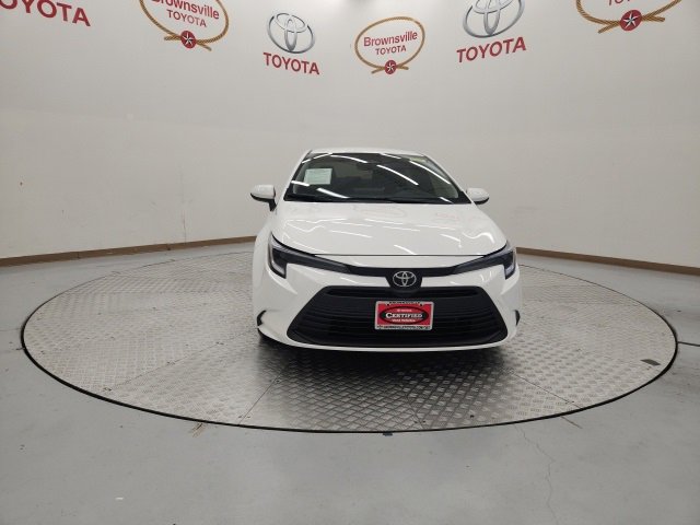 Used 2026 Toyota Corolla LE image 4