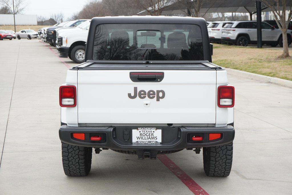 Used 2023 Jeep Gladiator Rubicon w/ Cold Weather Group image 4