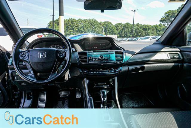 Used 2017 Honda Accord Sport image 35