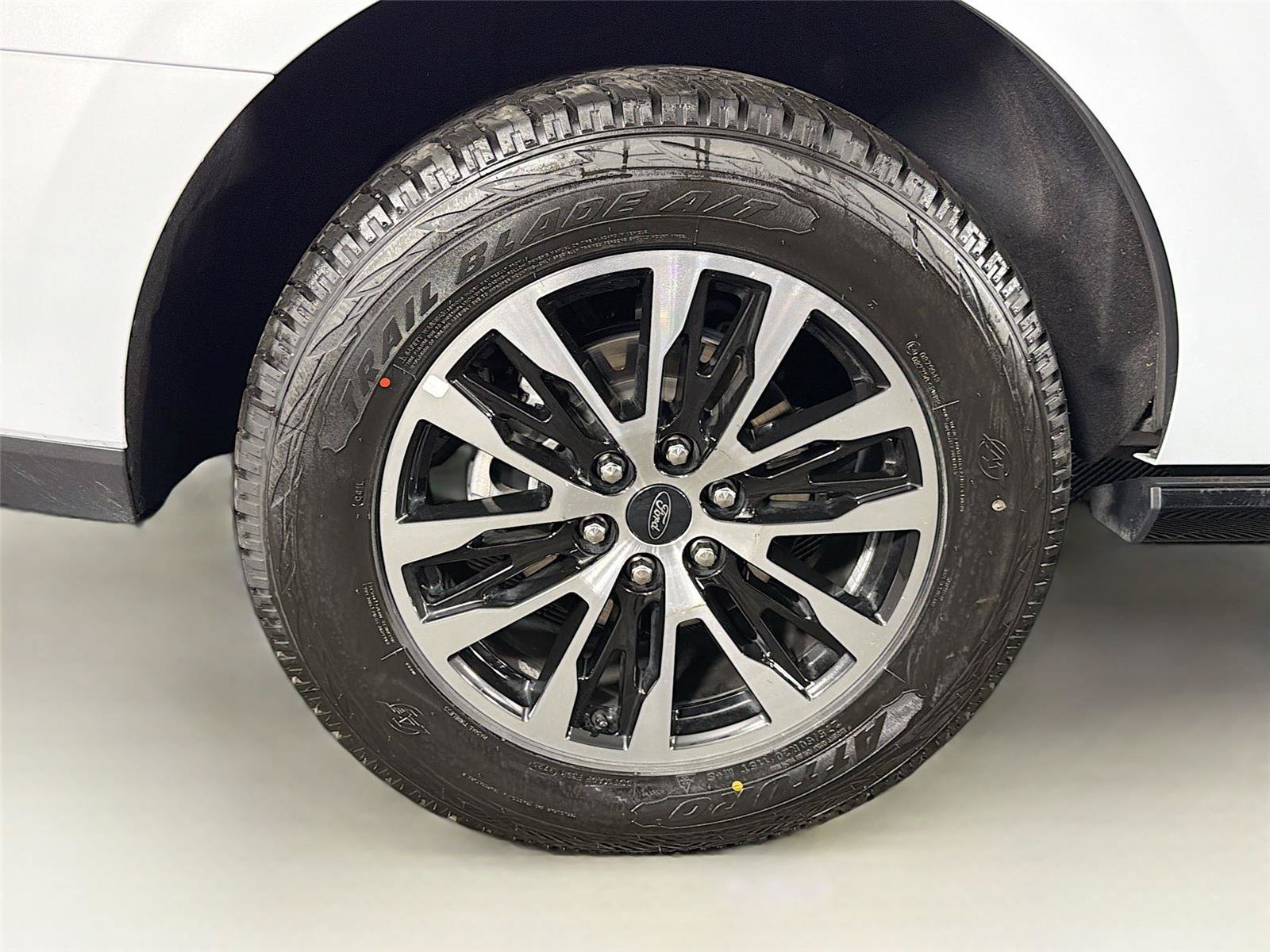 Used 2025 Ford Expedition Platinum AWD/4WD image 35
