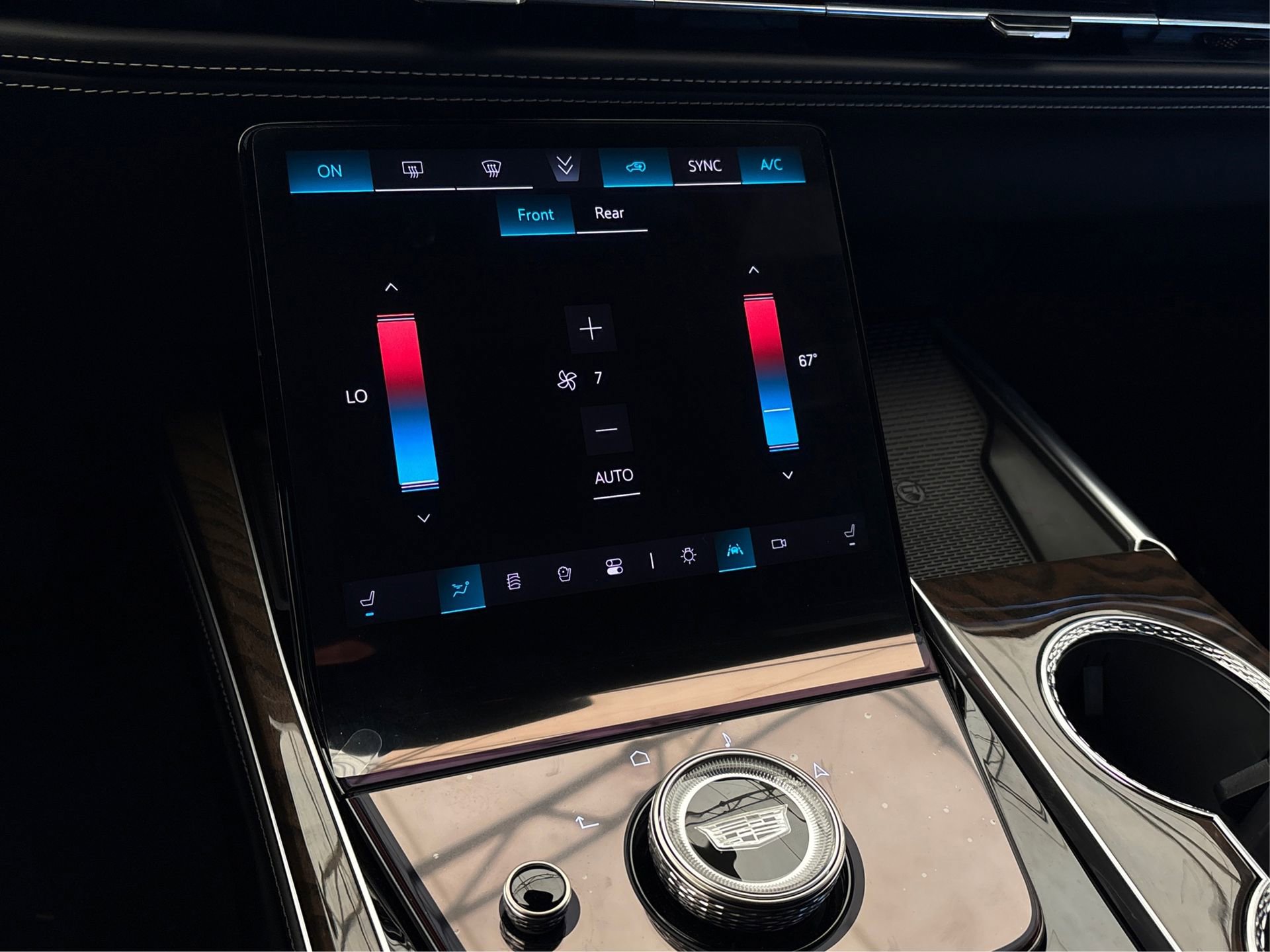 Used 2026 Cadillac Escalade Platinum Sport w/ LPO, ONYX Package image 26