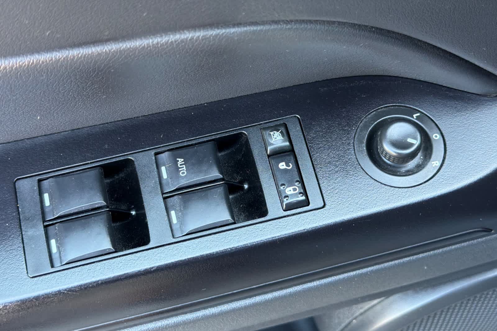 Used 2015 Jeep Patriot Sport w/ Power Value Group AWD/4WD image 15