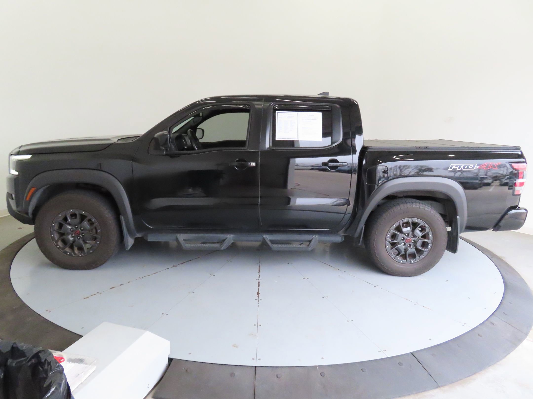 Used 2022 Nissan Frontier PRO-4X w/ Pro-4X Premium Package image 7