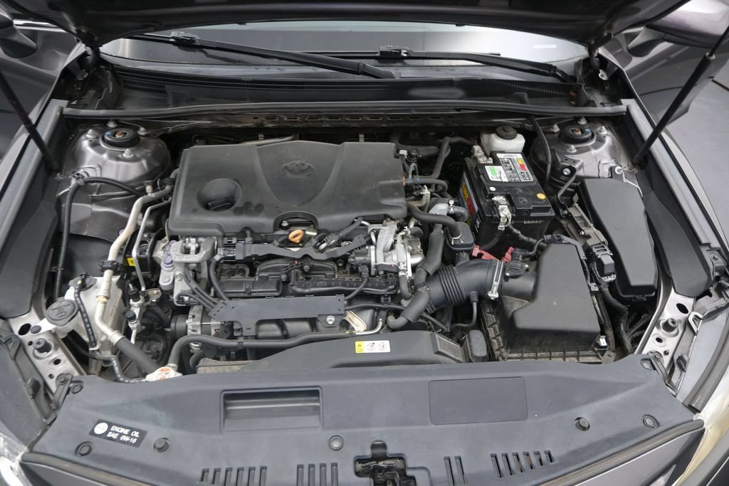 Used 2020 Toyota Camry SE FWD image 12