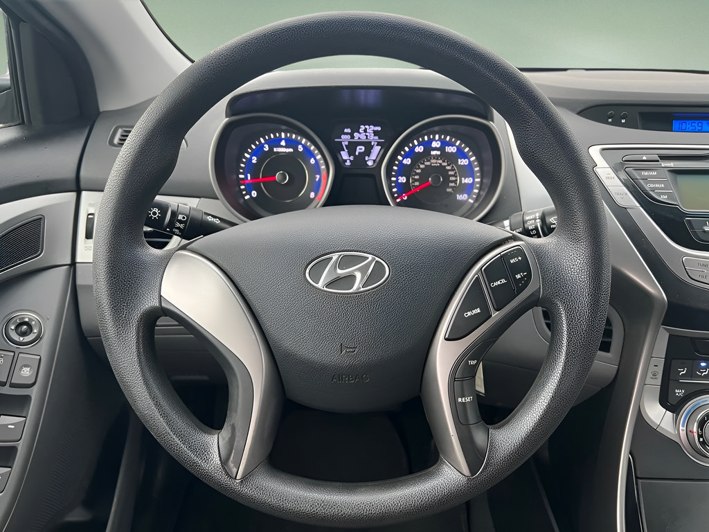 Used 2013 Hyundai Elantra GLS FWD image 19