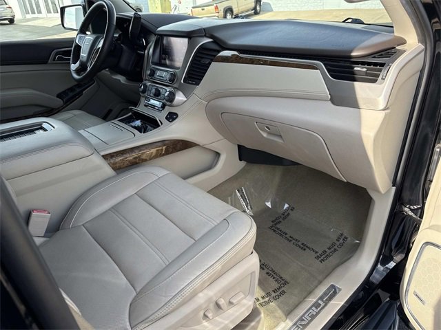 Used 2016 GMC Yukon XL Denali w/ Open Road Package image 14