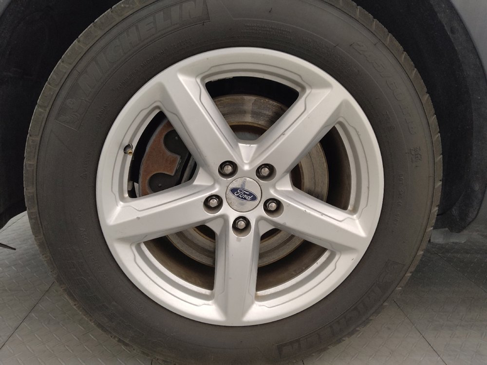 Used 2018 Ford Explorer XLT w/ Equipment Group 202A image 31