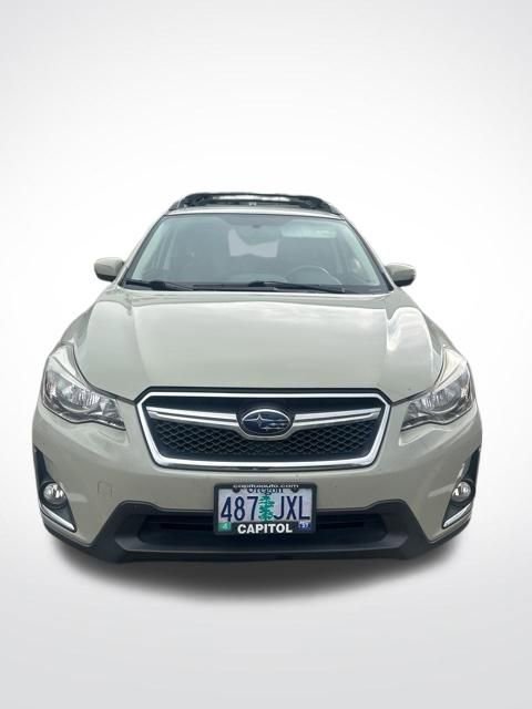 Used 2017 Subaru Crosstrek 2.0i Limited w/ Popular Package #2 image 4