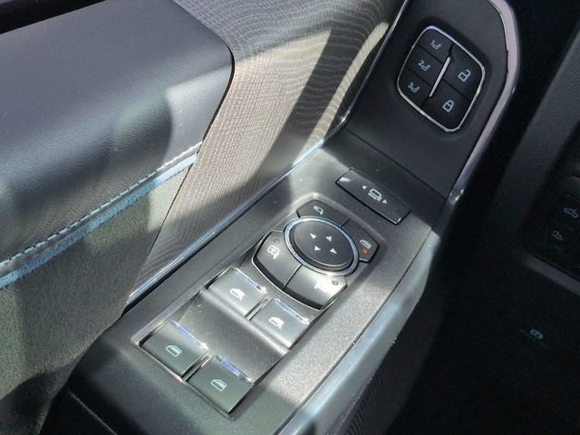 Certified 2025 Ford F350 Platinum w/ FX4 Off-Road Package AWD/4WD image 24