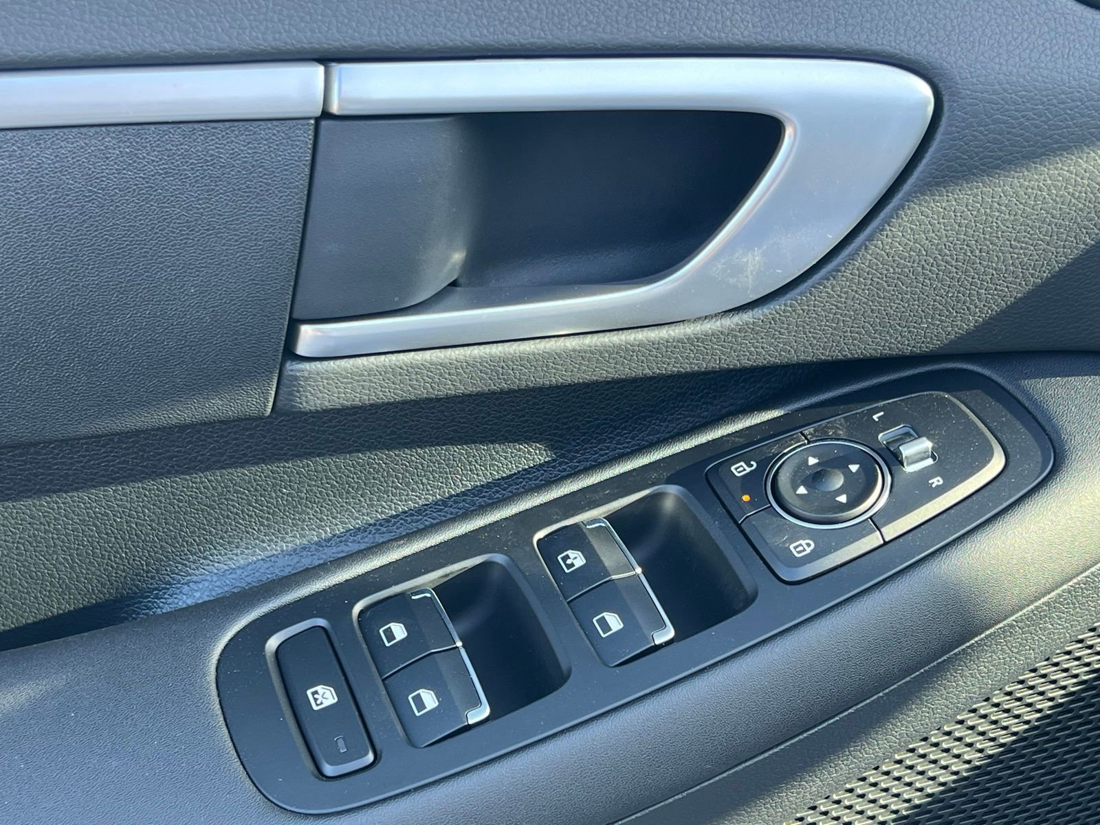 New 2026 Hyundai Sonata SE FWD image 23