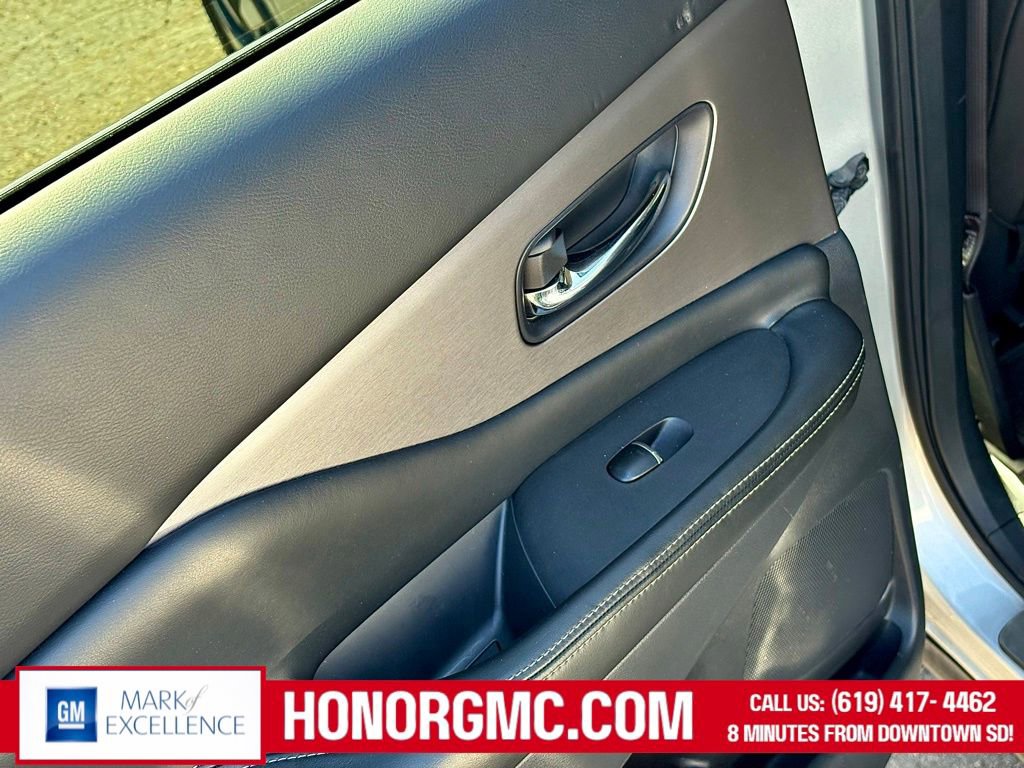 Used 2023 Nissan Murano SL image 17