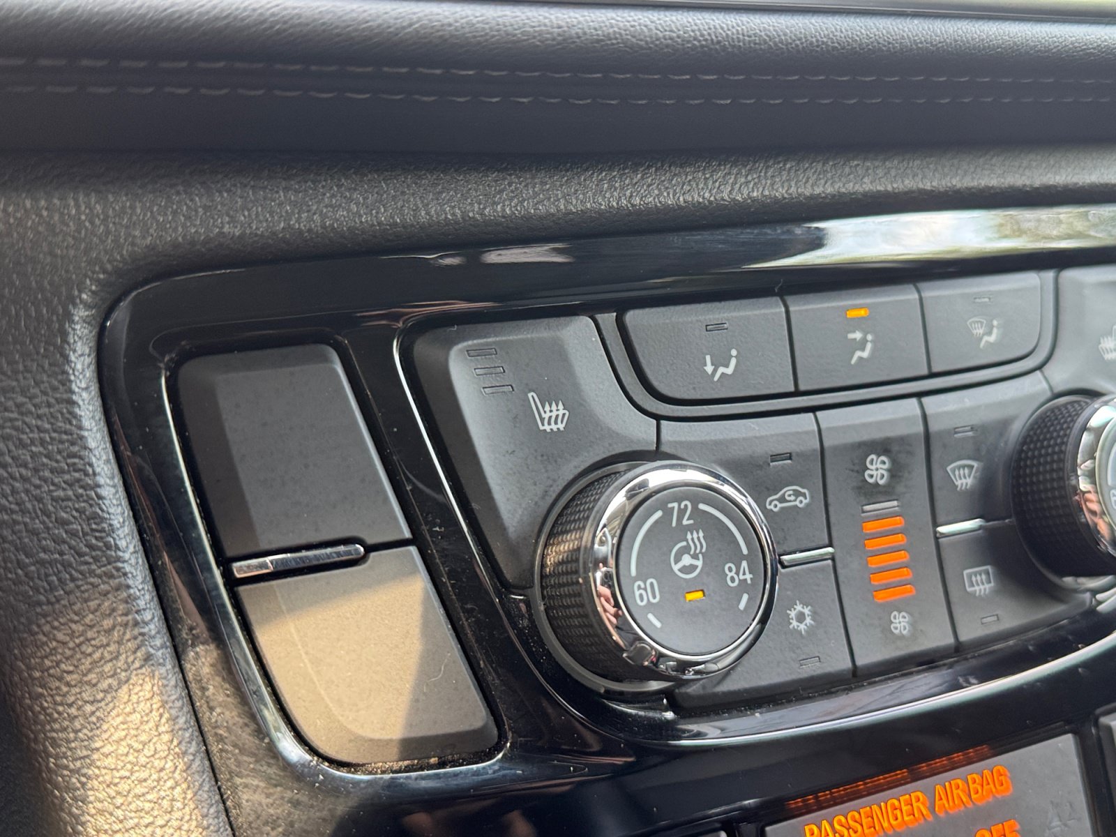 Used 2018 Buick Encore Essence AWD/4WD image 22