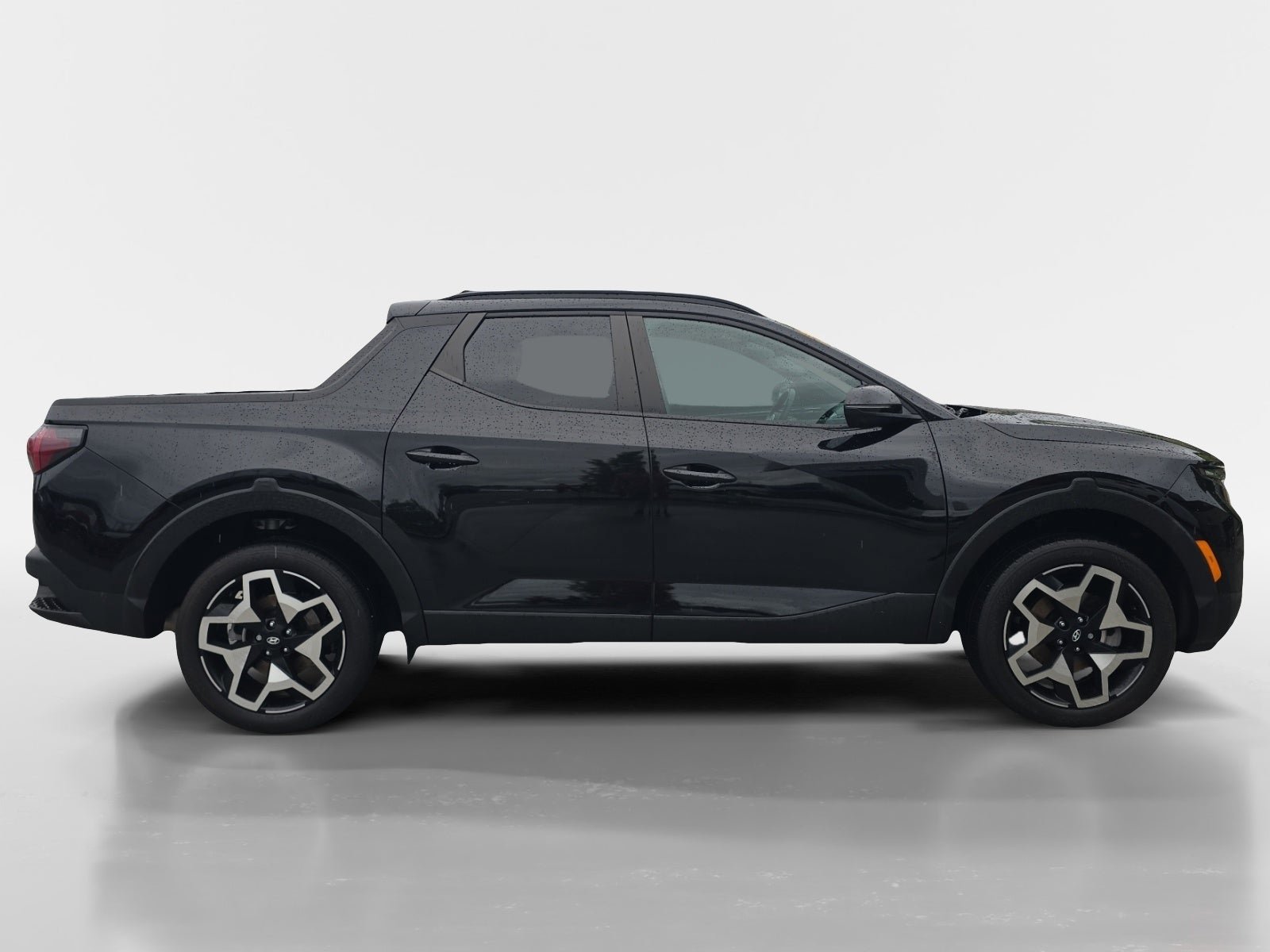 Certified 2024 Hyundai Santa Cruz Limited AWD/4WD image 2