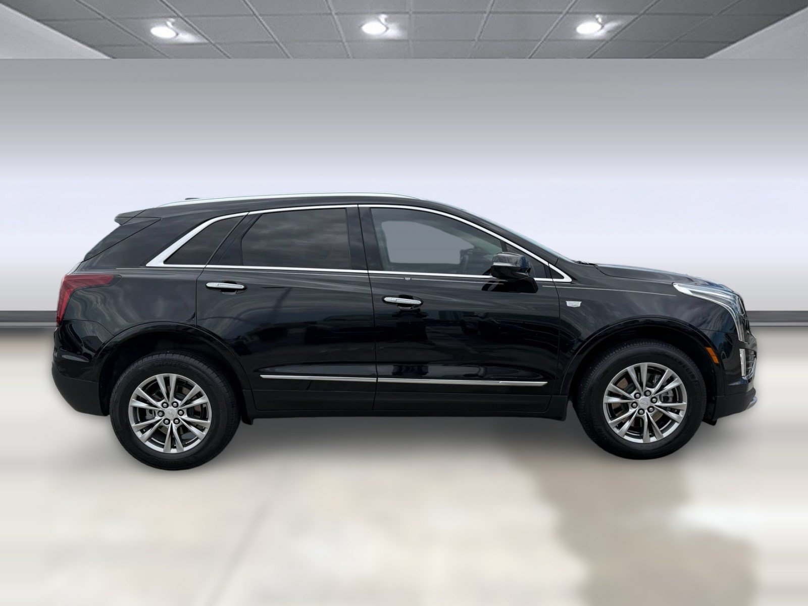 Used 2022 Cadillac XT5 Premium Luxury FWD image 6