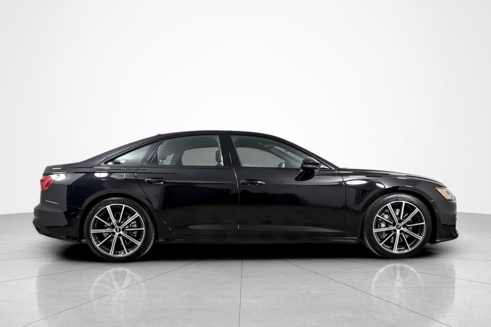 Used 2025 Audi A6 3.0T Premium w/ Convenience Plus Package AWD/4WD image 6