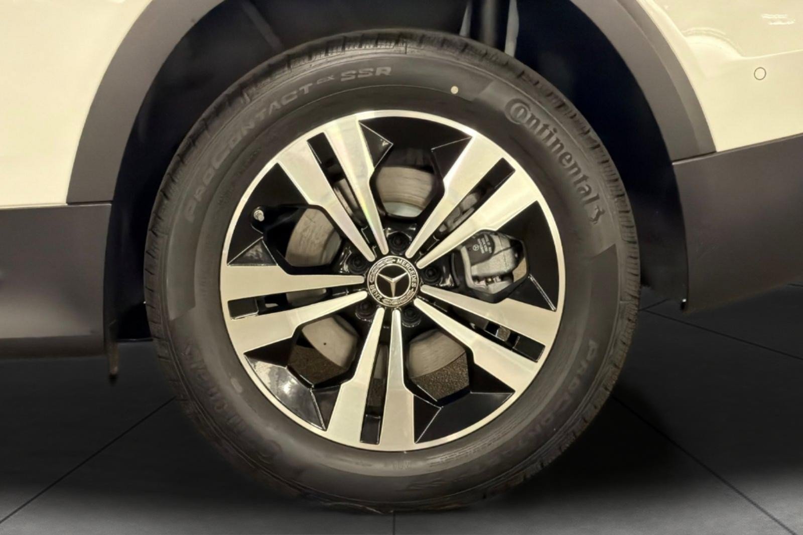 New 2026 Mercedes-Benz GLB 250 image 24