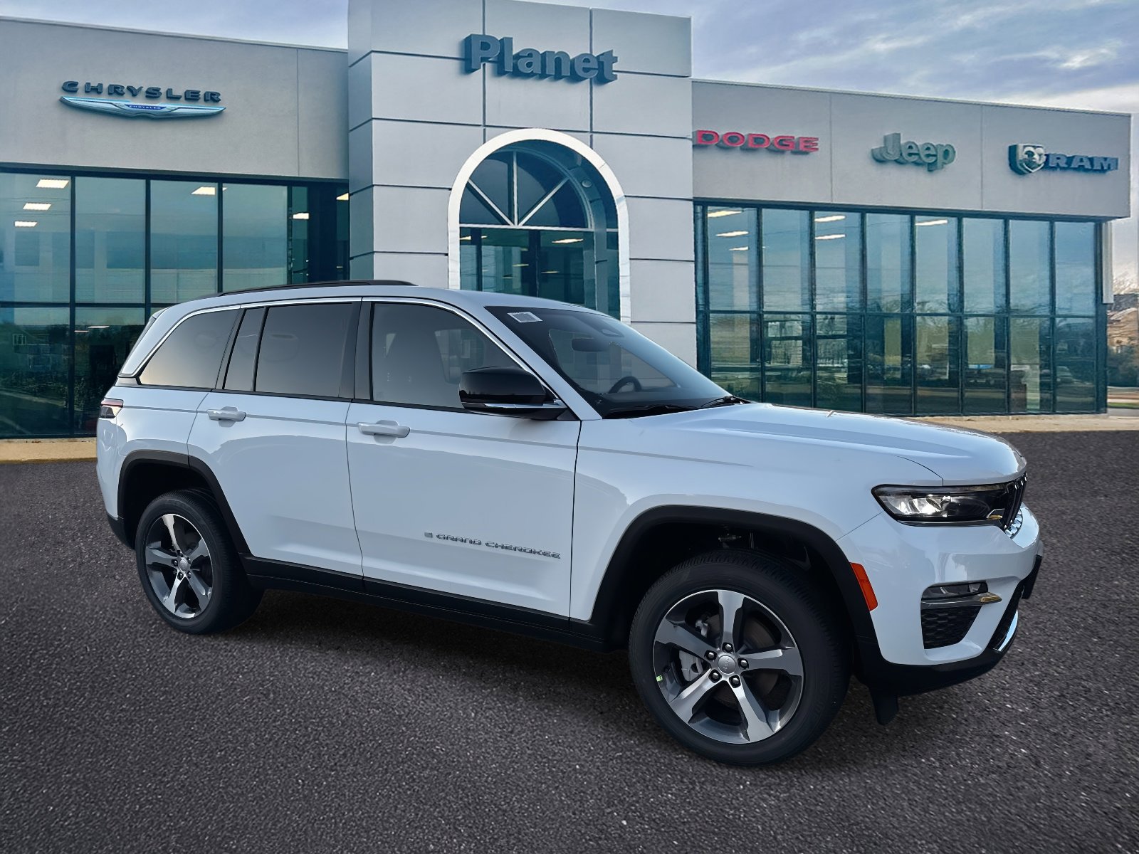 New 2025 Jeep Grand Cherokee Limited