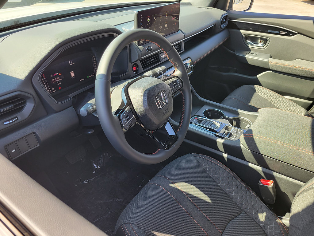 New 2026 Honda Pilot Sport image 17