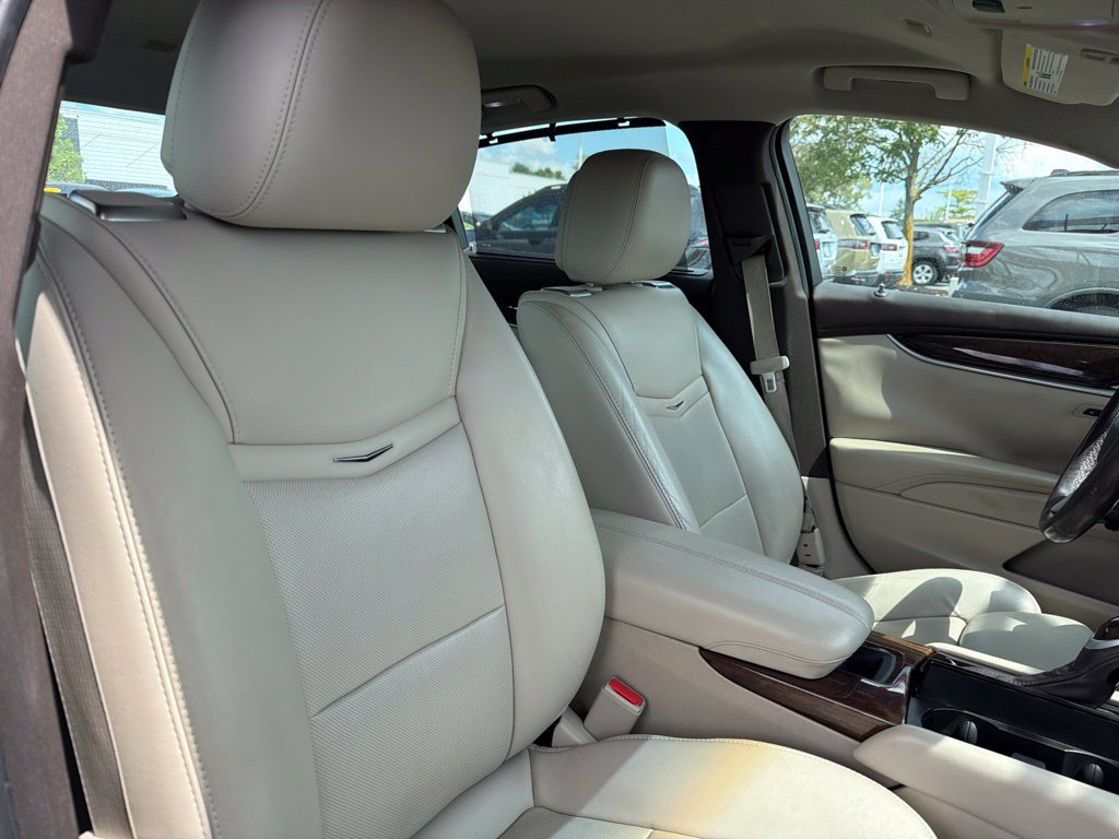 Used 2014 Cadillac XTS Premium FWD image 25