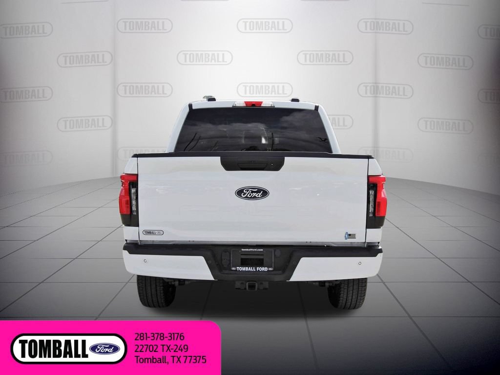 Used 2025 Ford F150 Lightning XLT AWD/4WD image 6